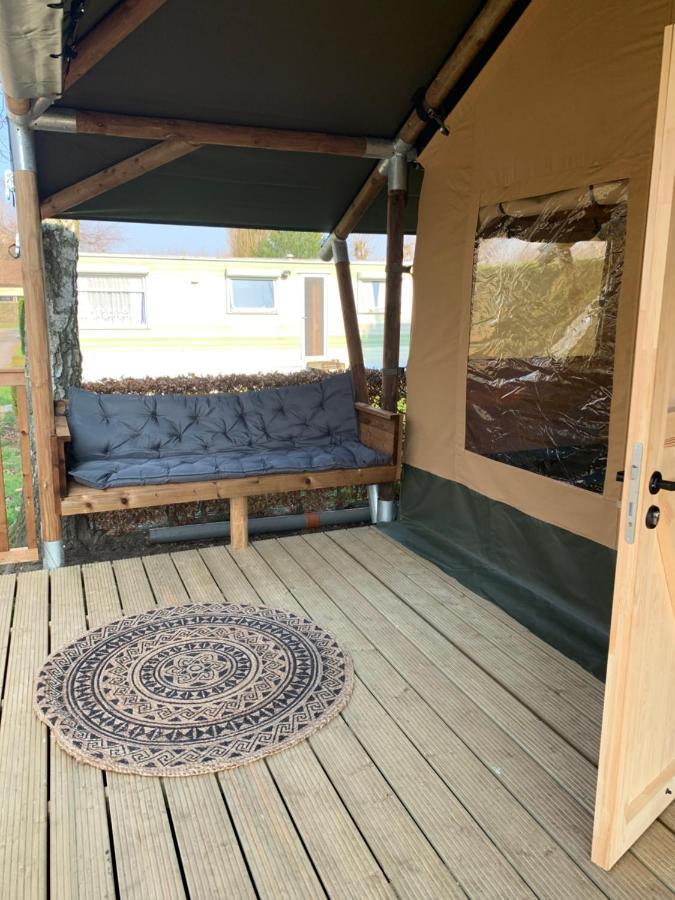 Glamour Glamping At Little Beach Hotell Jabbeke  Eksteriør bilde